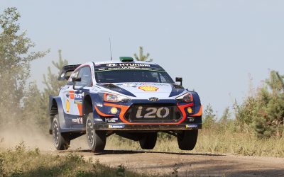 Rallihumua Petäjävedellä