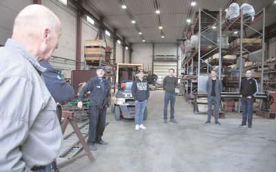 Leijonan luola ja terapiaryhmä samassa paketissa