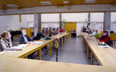 Petäjäveden kirkkovaltuusto palautti yhdistymissopimuksen valmisteluun